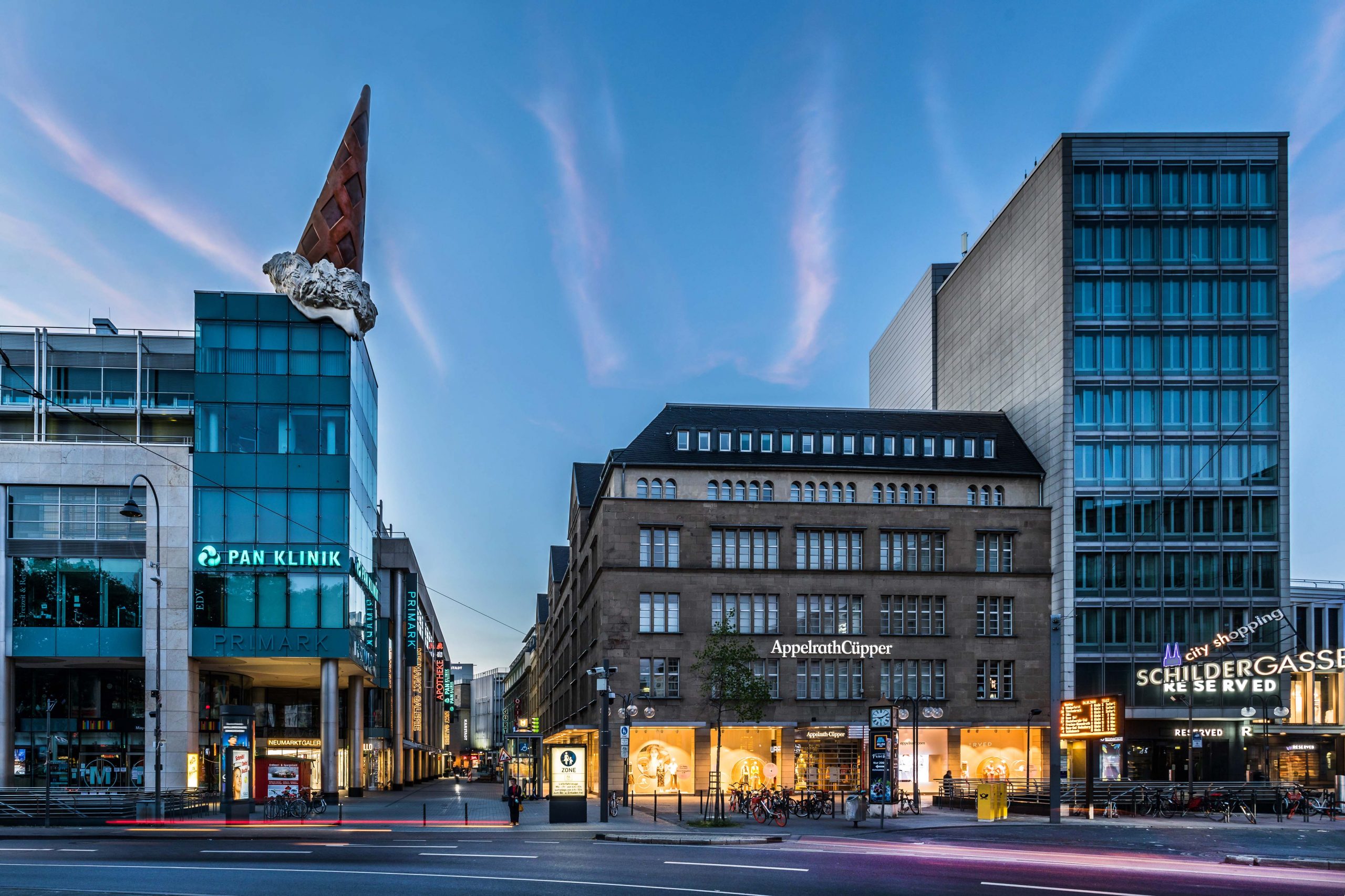 Köln Neuer Markt Außenaufnahme Schildergasse Architektur